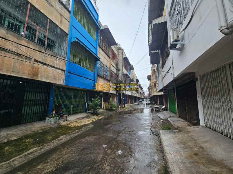 dijual ruko gudang kantor jalan sutomo baru jl seram