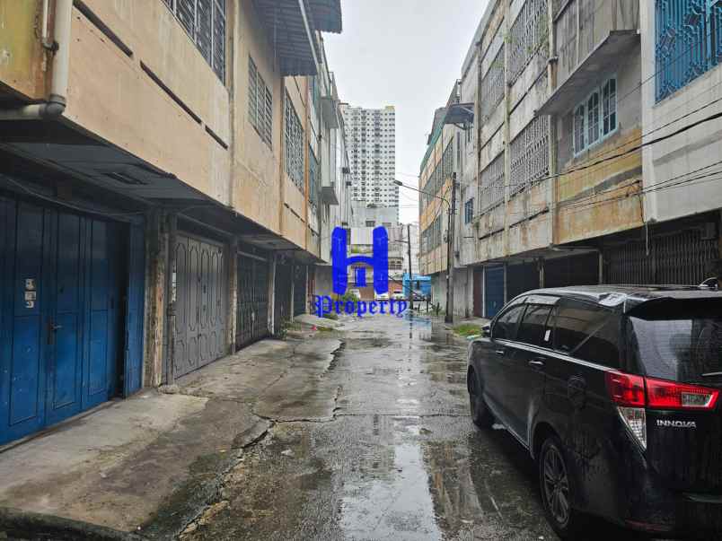 dijual ruko gudang kantor jalan sutomo baru jl seram