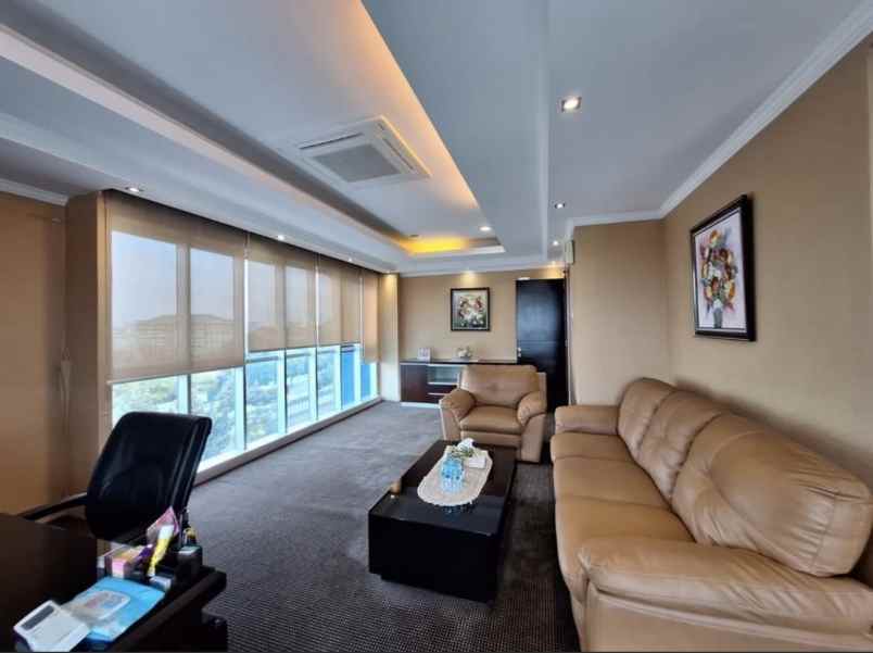 dijual ruko gudang kantor jalan tanah tinggi timur