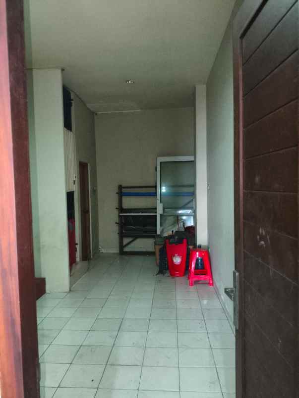 dijual ruko gudang kantor jln m h thamrin
