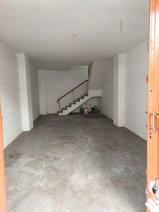 dijual ruko gudang kantor lenmarc kayoon