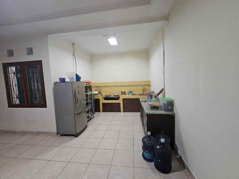 dijual rumah 1 5 lt cluster bulevar hijau harga nego