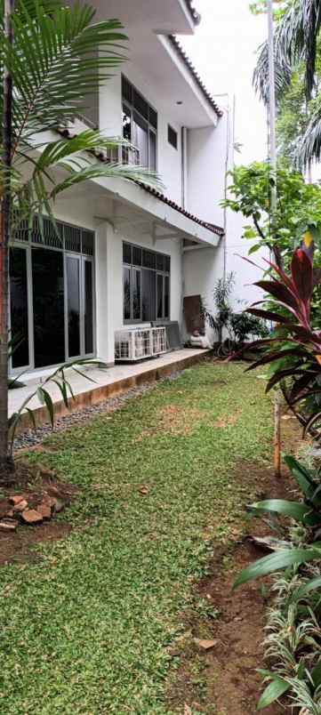 dijual rumah 28 patra kuningan barat