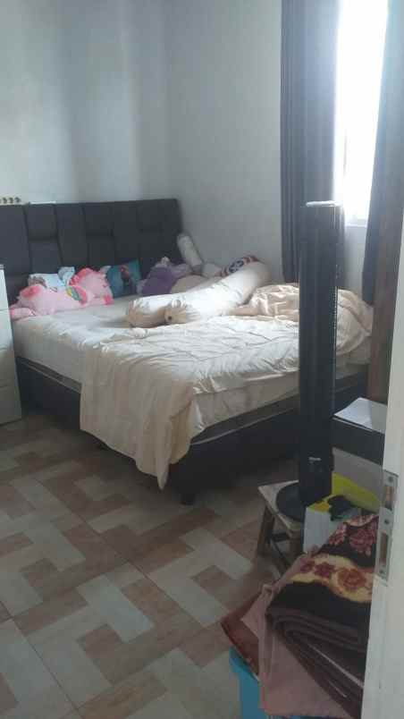 dijual rumah 2lt siap huni di grogol limo depok