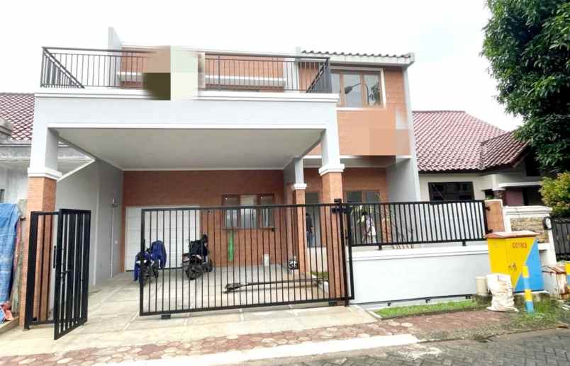 dijual rumah 5 kamar di raffles hills cibubur