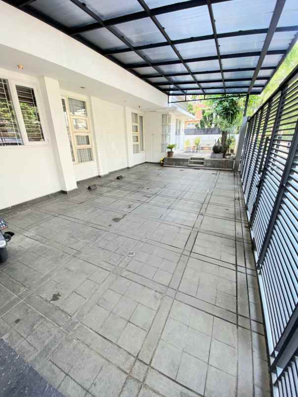 dijual rumah alam segar