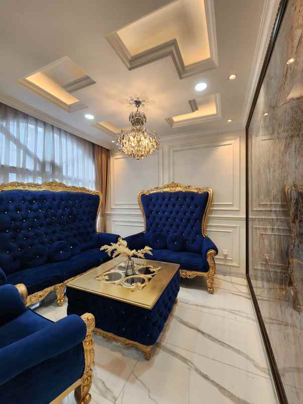 dijual rumah antapani