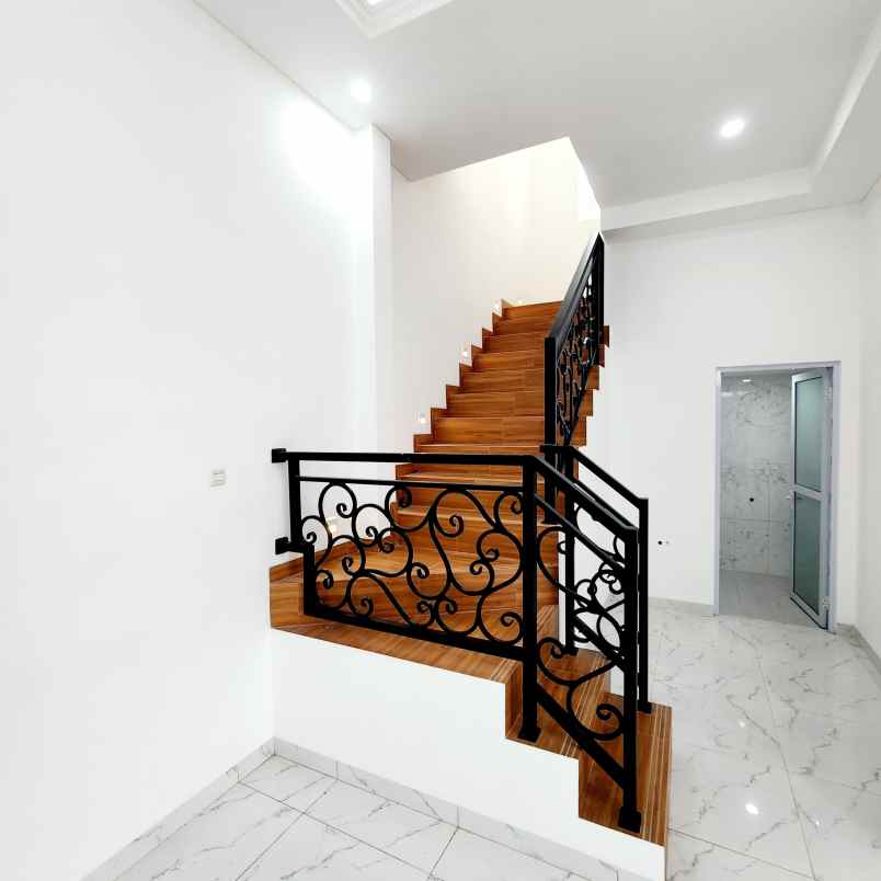 dijual rumah area pasar buah jalan nangka pekanbaru