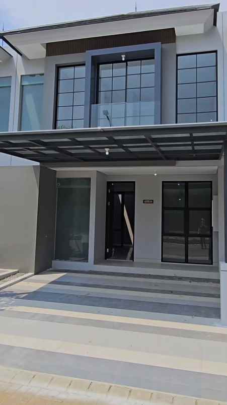dijual rumah aruba villa pakuwon city