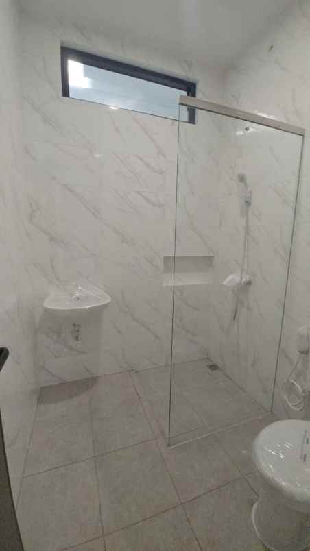 dijual rumah baruk