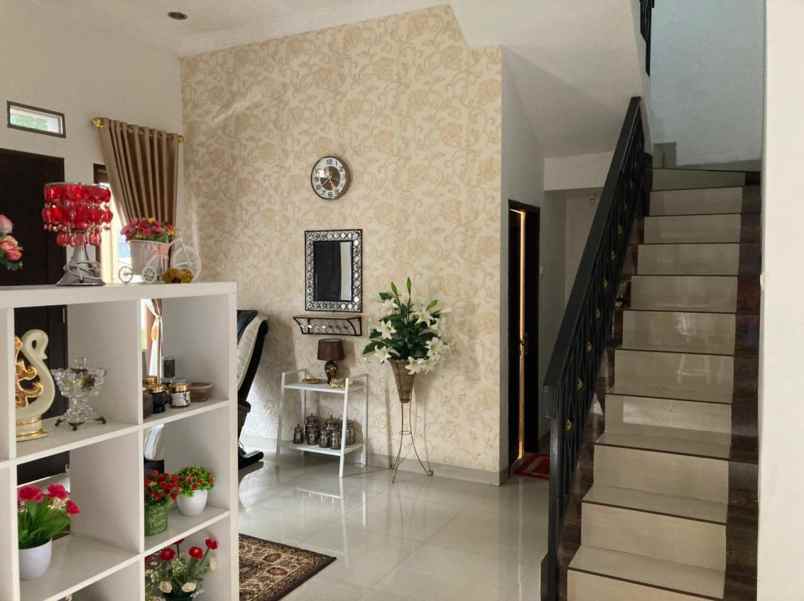 dijual rumah batu ampar jaktim