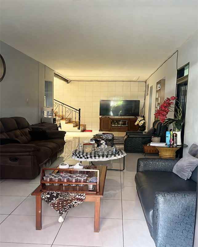dijual rumah batununggal