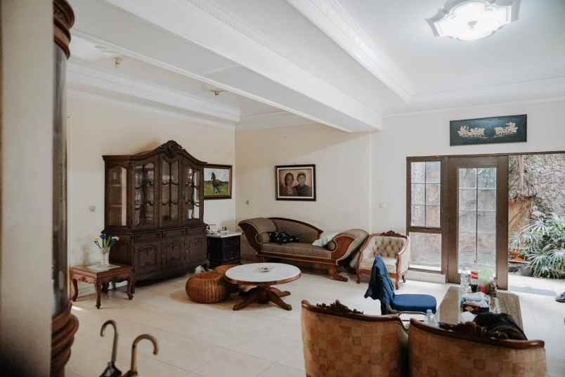 dijual rumah bintaro sektor 3