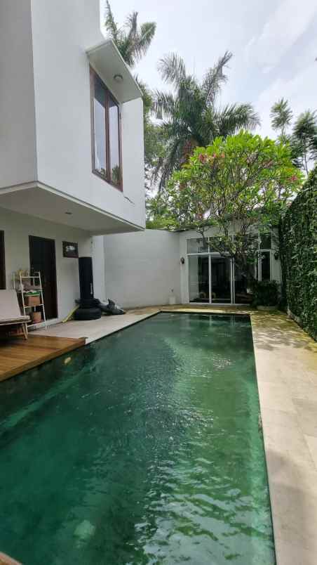 dijual rumah bintaro sektor 9