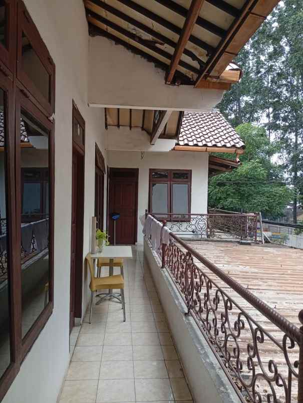 dijual rumah bkt