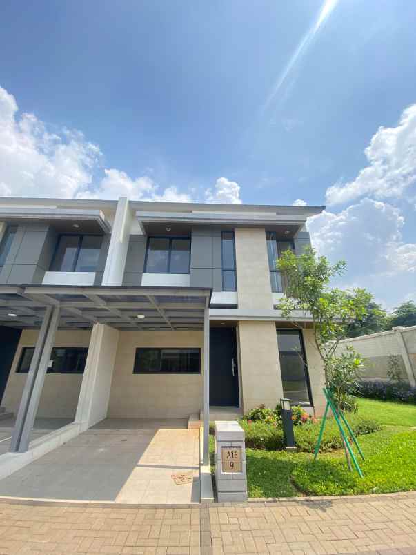 dijual rumah bsd city