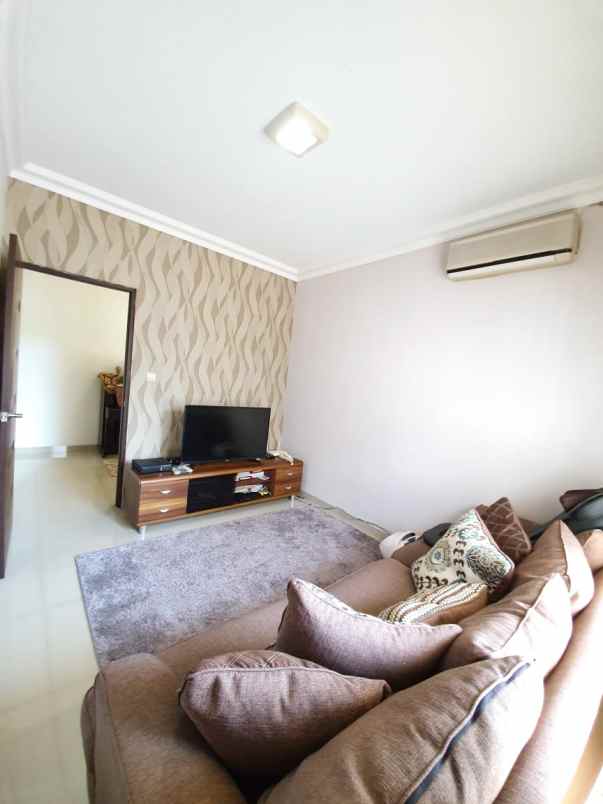 dijual rumah bukit cinere raya gandul