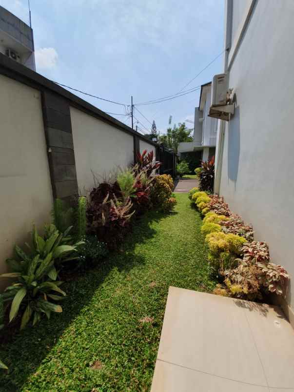 dijual rumah bukit cinere raya gandul