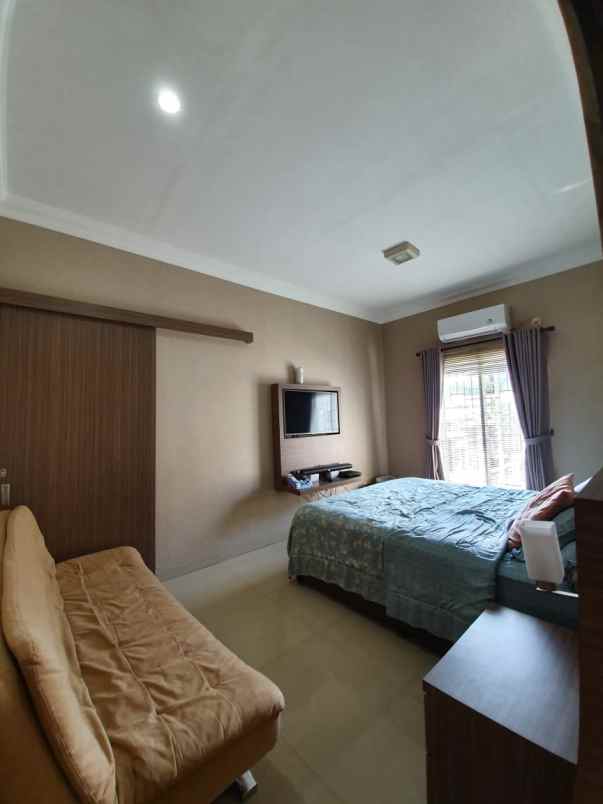 dijual rumah bukit cinere raya gandul