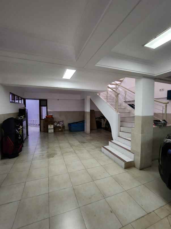 dijual rumah bukit gading mediterania