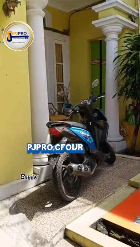 dijual rumah bulevar hijau