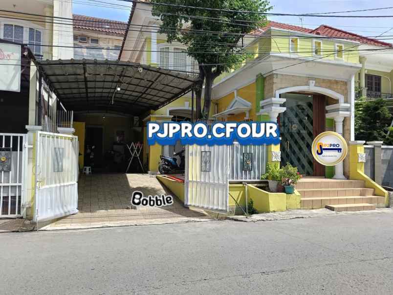 dijual rumah bulevar hijau