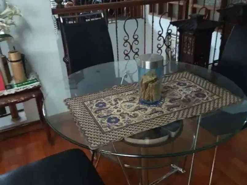 dijual rumah caman