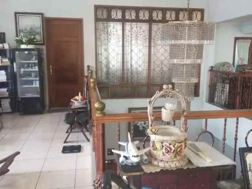 dijual rumah caman