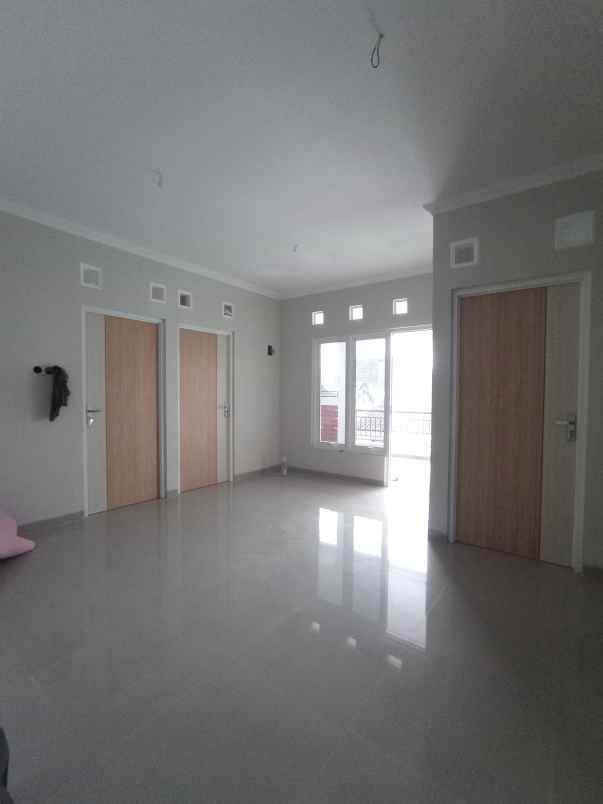 dijual rumah candi gebang