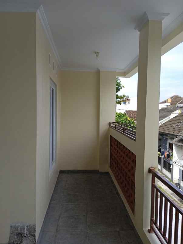 dijual rumah candi gebang