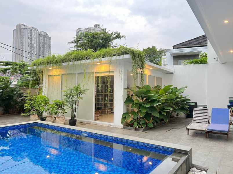 dijual rumah cempaka putih barat ll