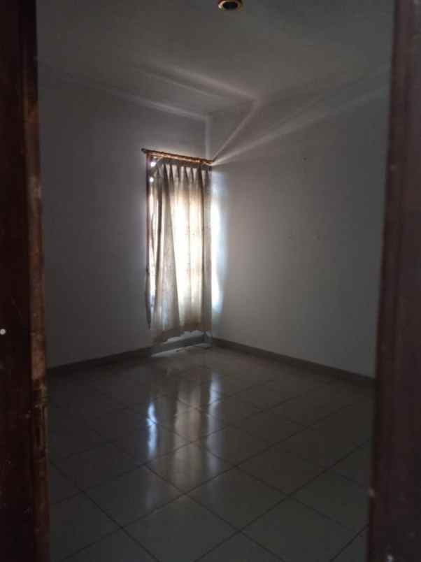 dijual rumah cigadung