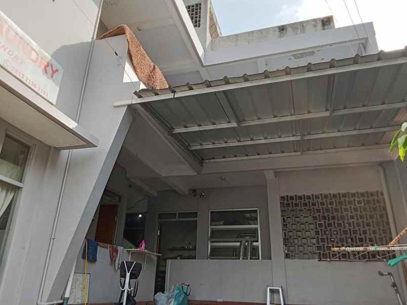 dijual rumah cigadung bandung utara