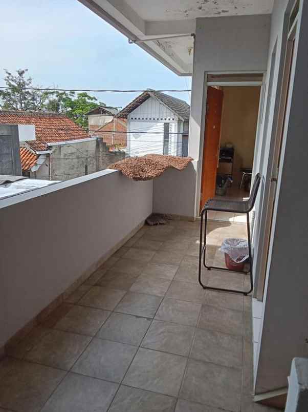 dijual rumah cigadung bandung utara