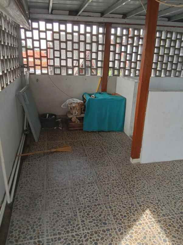 dijual rumah cigadung bandung utara