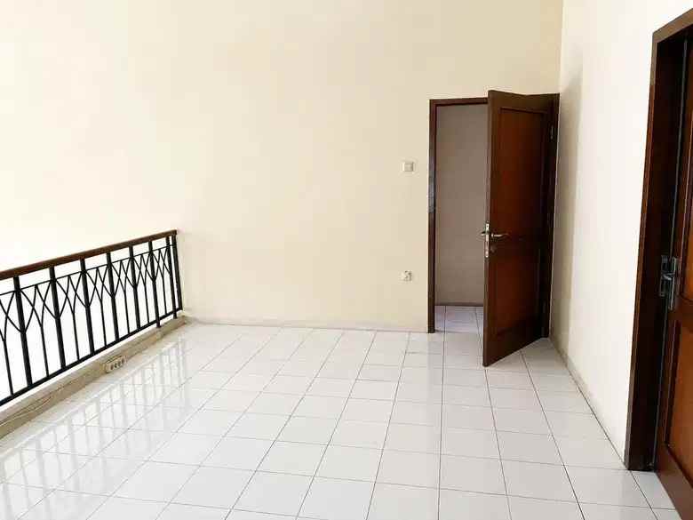 dijual rumah cilandak barat