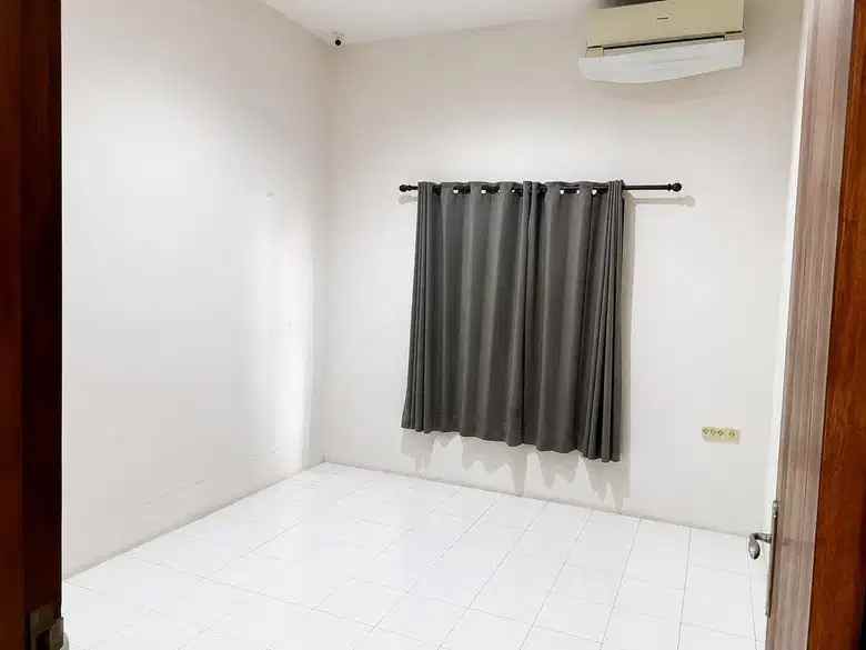 dijual rumah cilandak barat