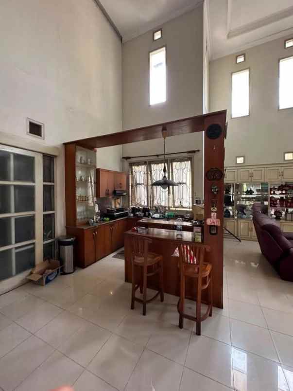 dijual rumah cilendek timur