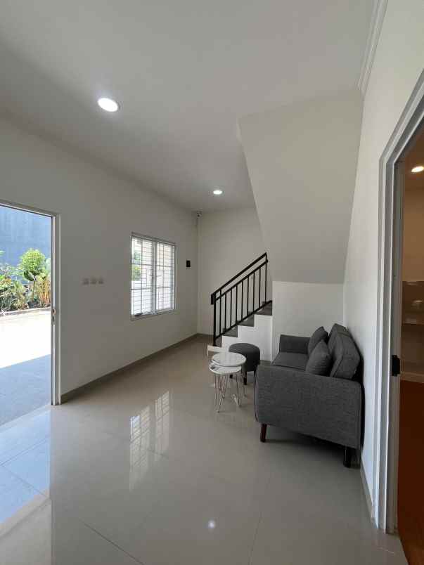 dijual rumah cinangka sawangan