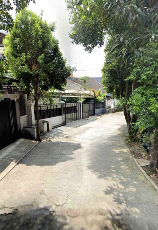 dijual rumah ciputat molek m pisangan