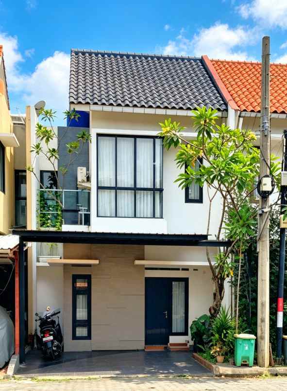 dijual rumah ciracas
