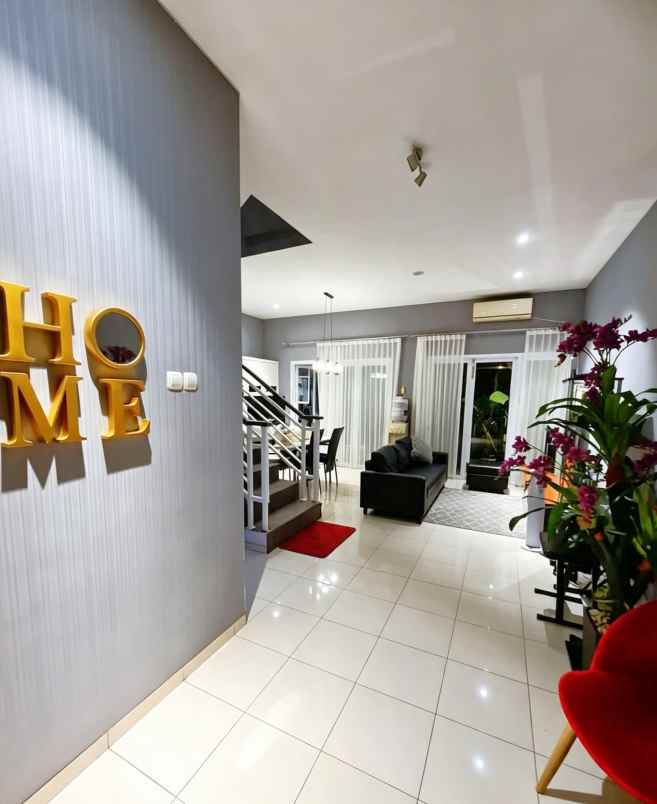 dijual rumah ciracas