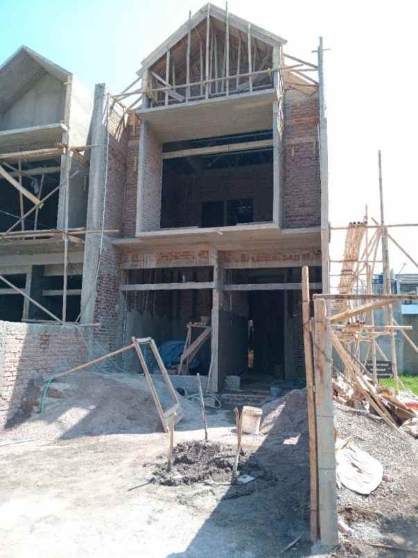 dijual rumah cisaranten kulon