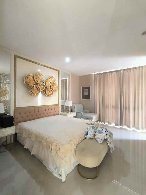 dijual rumah citraland utama