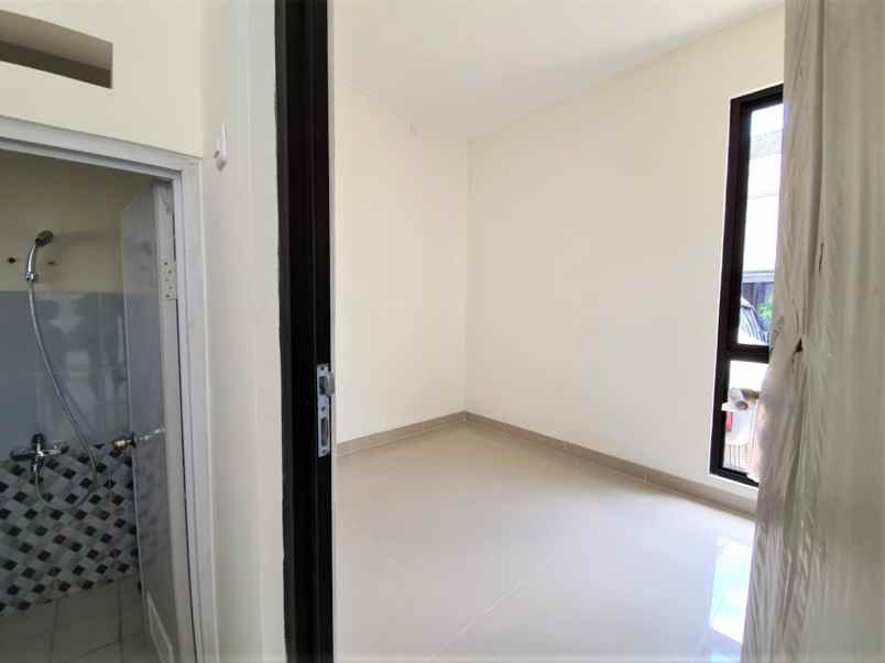 dijual rumah cluster albasia green ara