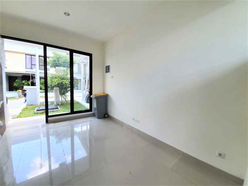 dijual rumah cluster albasia green ara