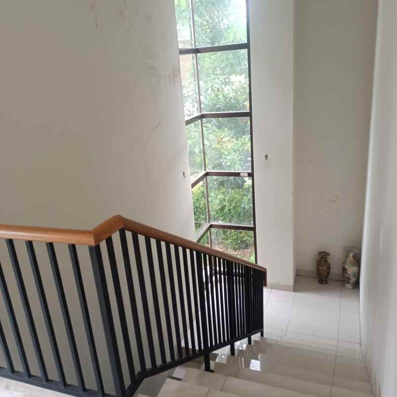 dijual rumah cluster asera one south