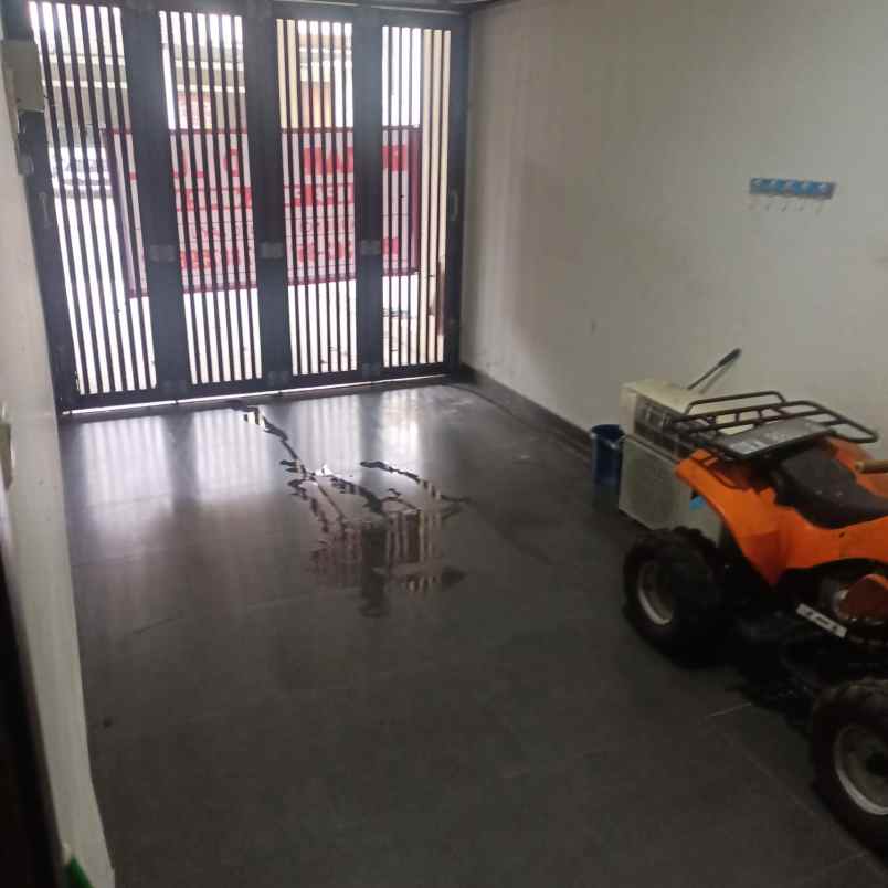dijual rumah cluster asera one south