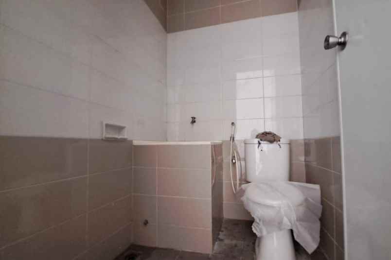 dijual rumah cluster atlantis segara