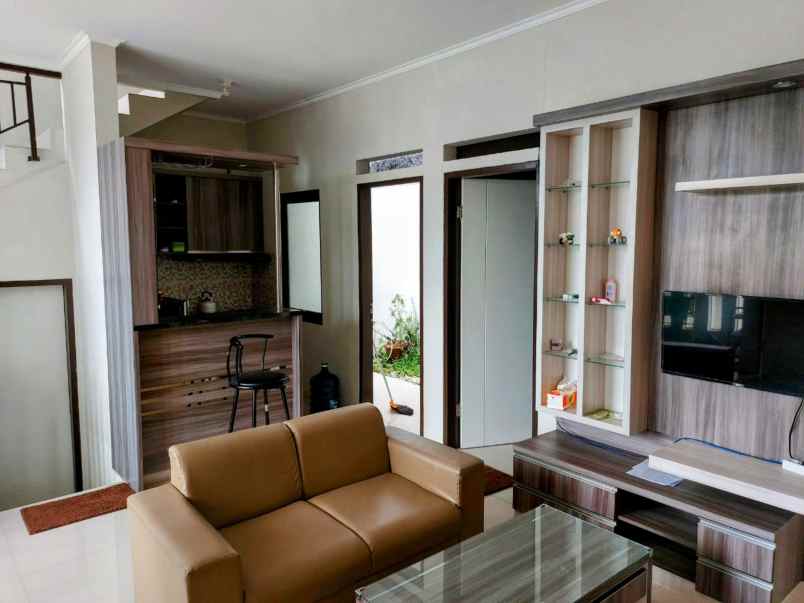 dijual rumah cluster bandung city view